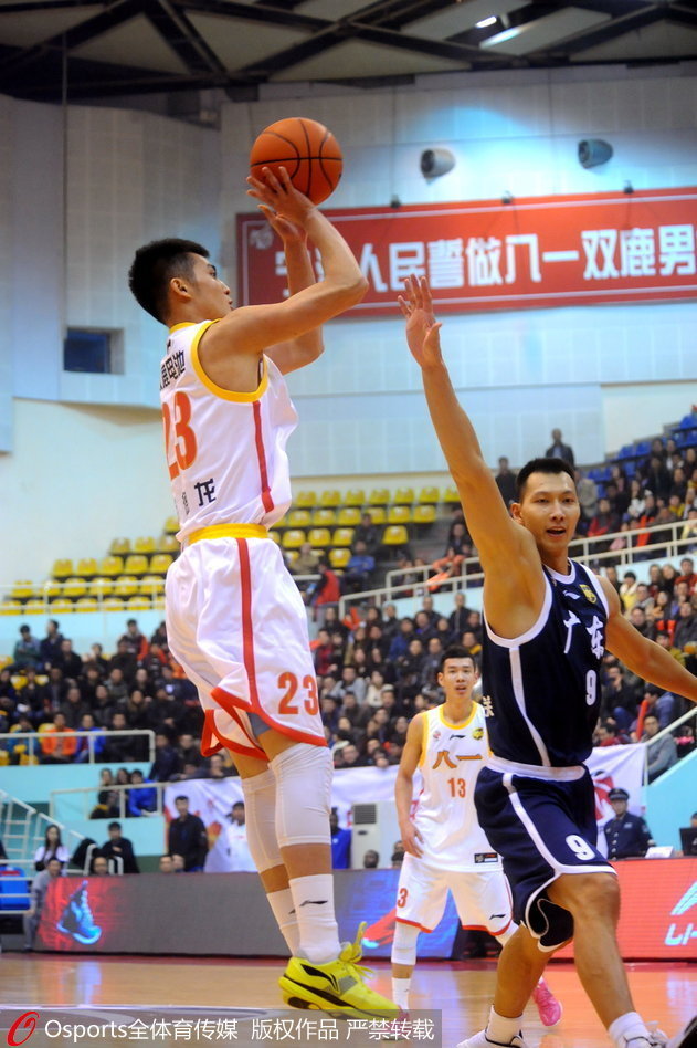 乐鱼app-外线球员远投接连命中,为球队贡献什么